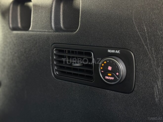 Kia Sorento-23