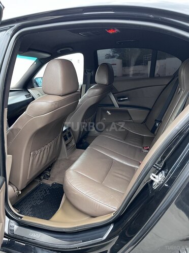BMW 525-9