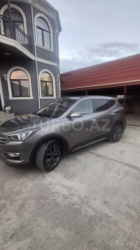 Hyundai Santa Fe-4