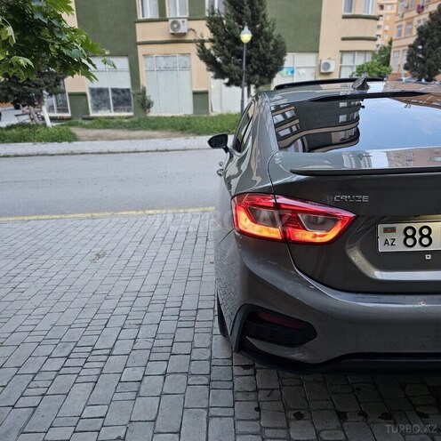 Chevrolet Cruze-8