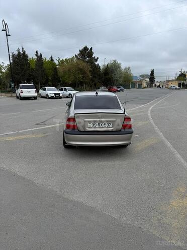 Opel Vectra-3