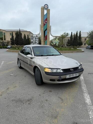 Opel Vectra-9