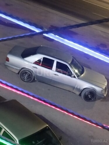 Mercedes E 220-9