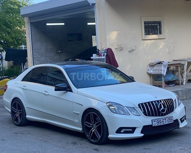 Mercedes E 350-2