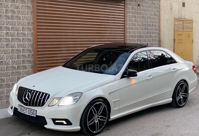 Mercedes E 350-1