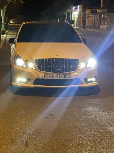 Mercedes E 350-7