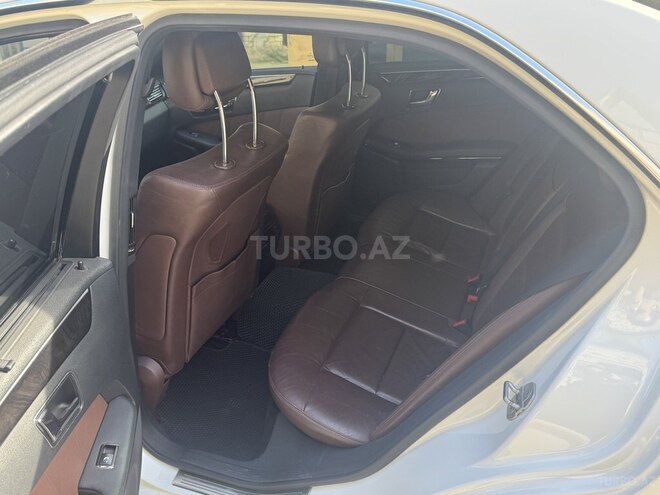 Mercedes E 350-9