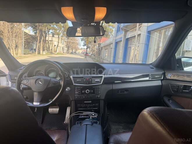 Mercedes E 350-8