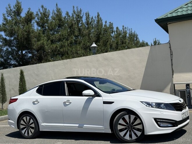 Kia Optima-3