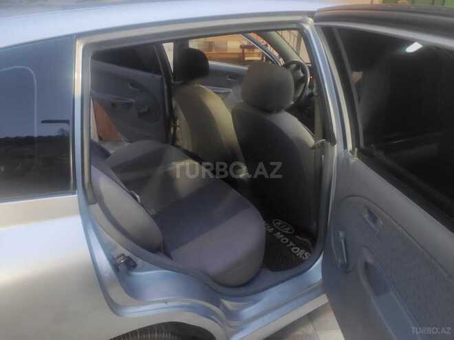 Kia Rio-9