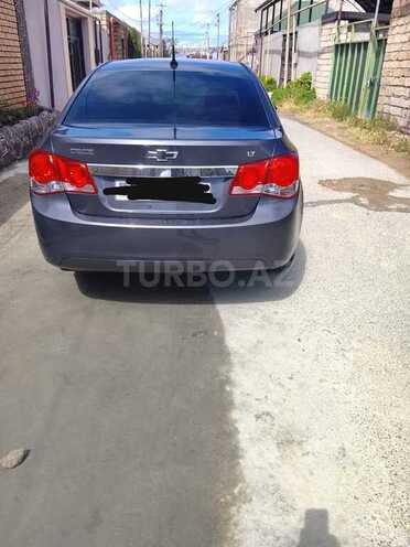 Chevrolet Cruze-2