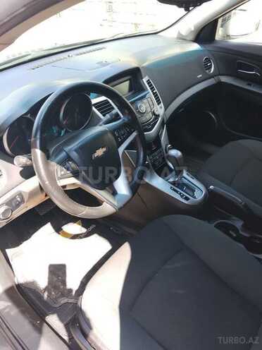 Chevrolet Cruze-5