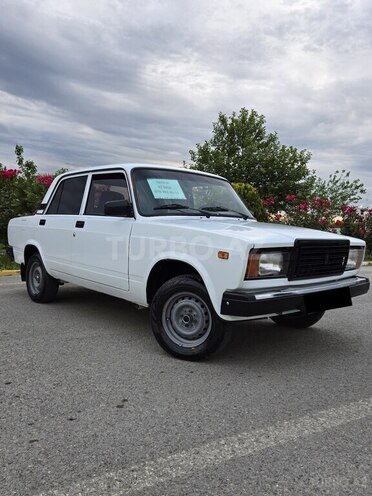 LADA (VAZ) 2107-2
