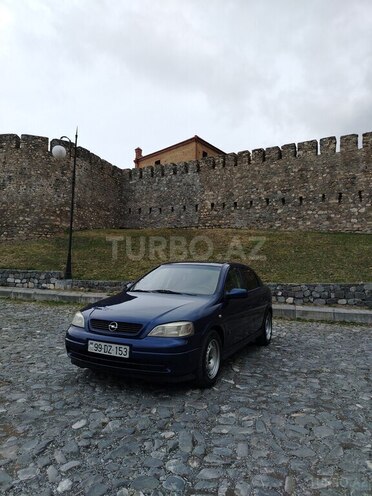 Opel Astra-2