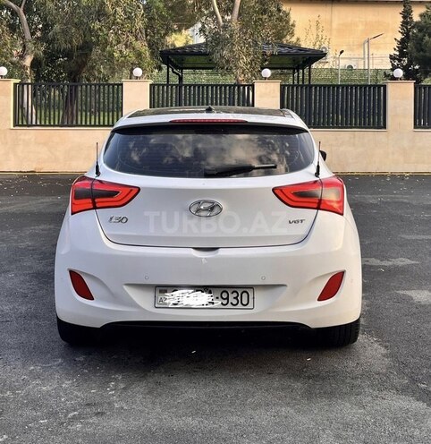 Hyundai i30-2