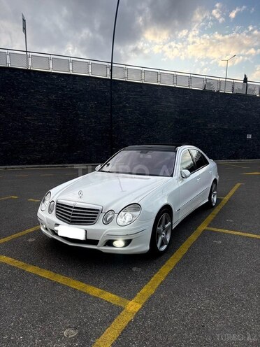 Mercedes E 220-3