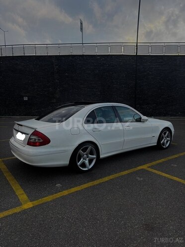 Mercedes E 220-5