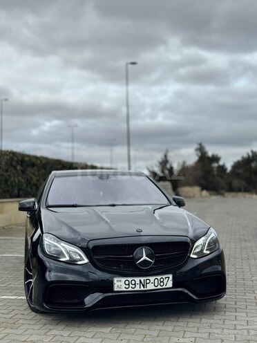 Mercedes E 200-1