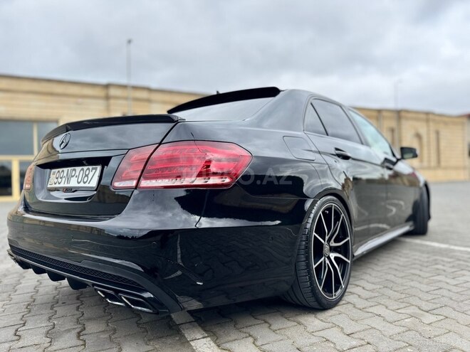 Mercedes E 200-4