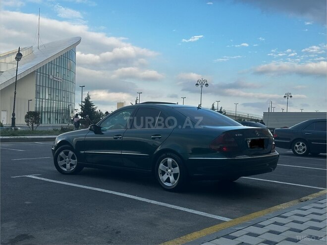 Mercedes E 220-5