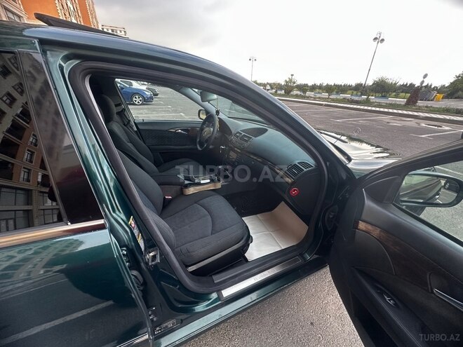 Mercedes E 220-9