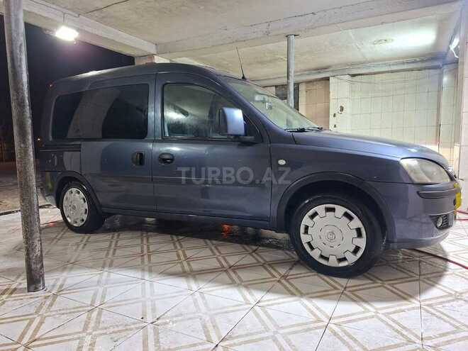 Opel Combo-3