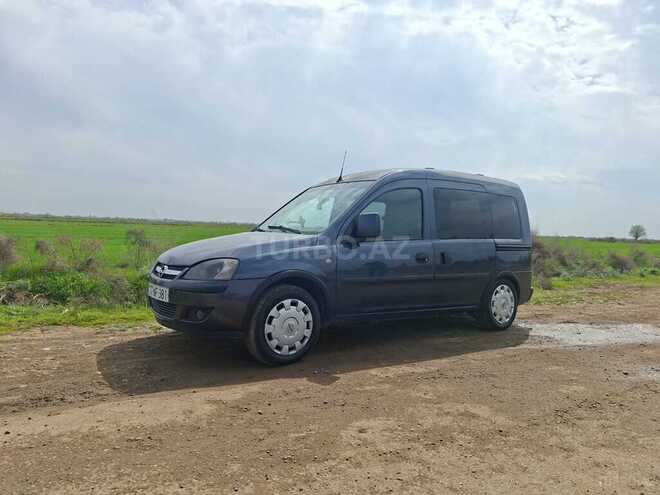 Opel Combo-9