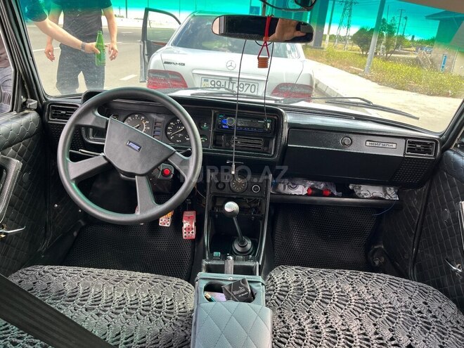 LADA (VAZ) 2107-4