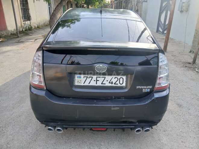 Toyota Prius-19