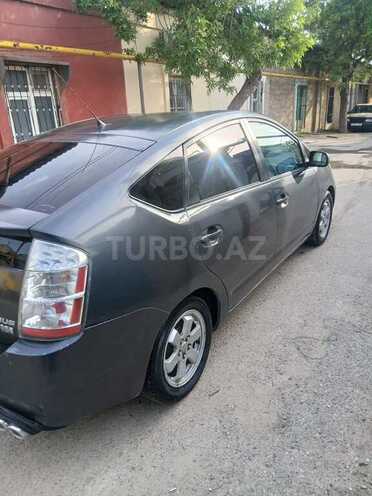 Toyota Prius-18