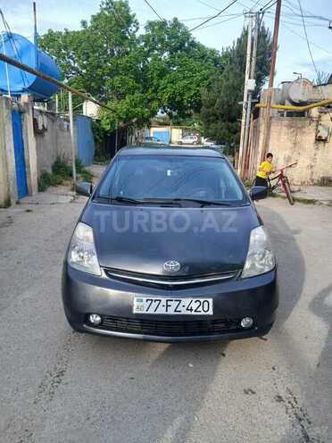 Toyota Prius-1