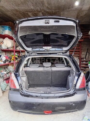 Kia Rio-2