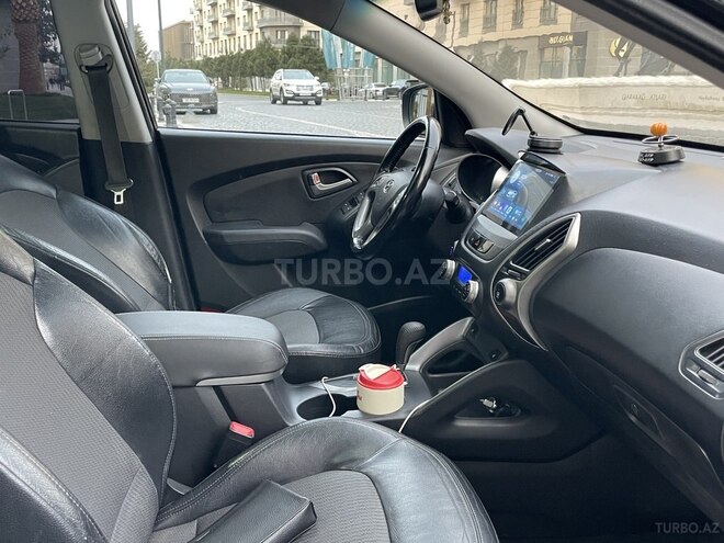 Hyundai ix35-5