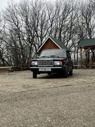 LADA (VAZ) 2107-1