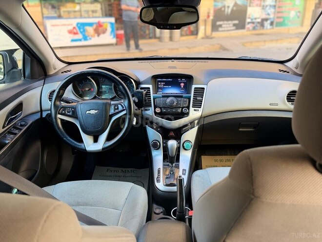 Chevrolet Cruze-4