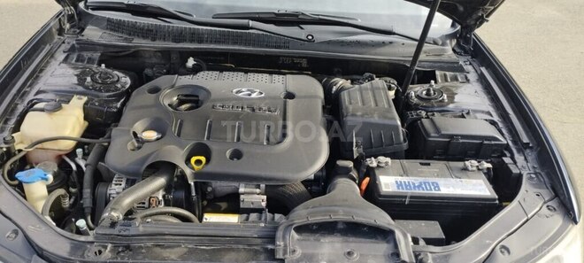 Hyundai Sonata-8