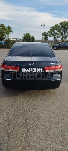 Hyundai Sonata-2