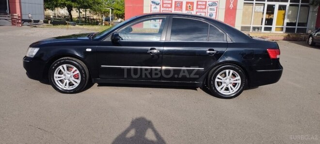 Hyundai Sonata-5