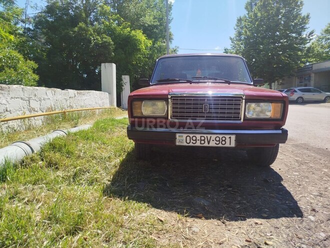 LADA (VAZ) 2107-2