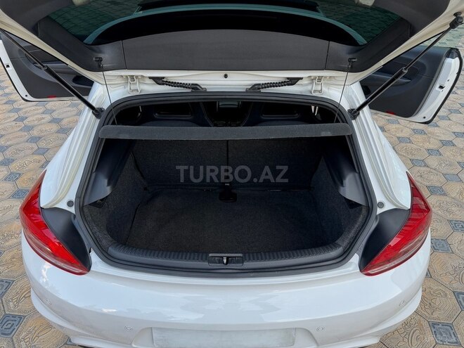 Volkswagen Scirocco-13