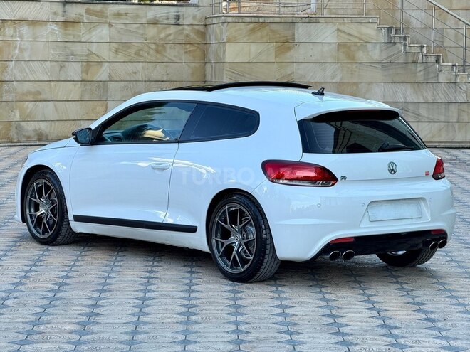Volkswagen Scirocco-8