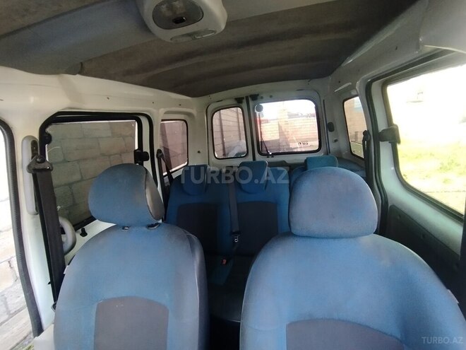 Renault Kangoo-4