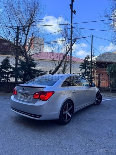 Chevrolet Cruze-9