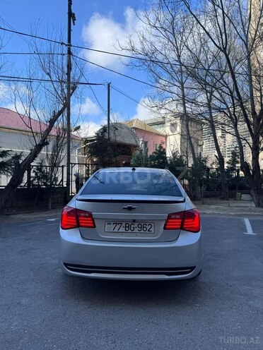 Chevrolet Cruze-10