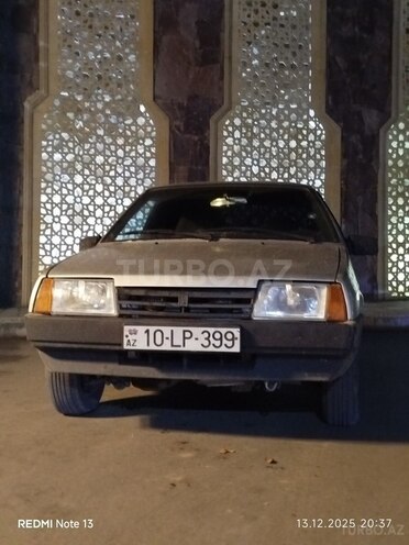 LADA (VAZ) 21099-1