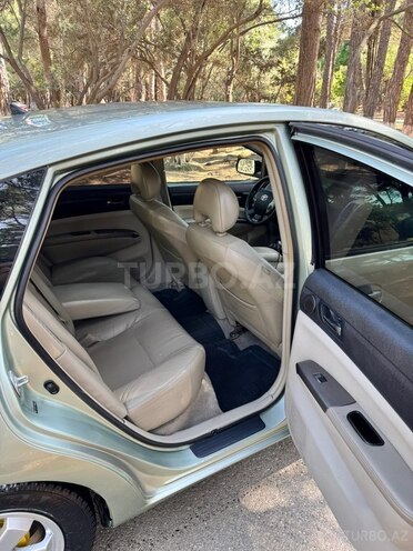 Toyota Prius-8