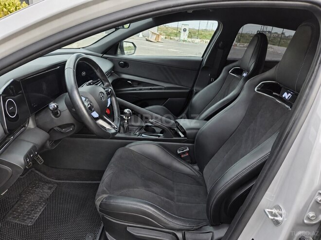 Hyundai Elantra N-12