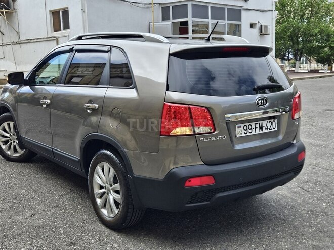 Kia Sorento-5