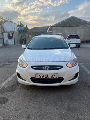 Hyundai Accent-5