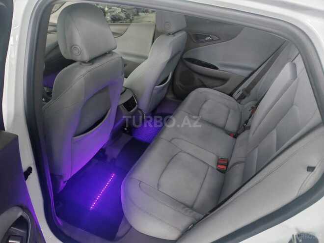 Chevrolet Malibu-10